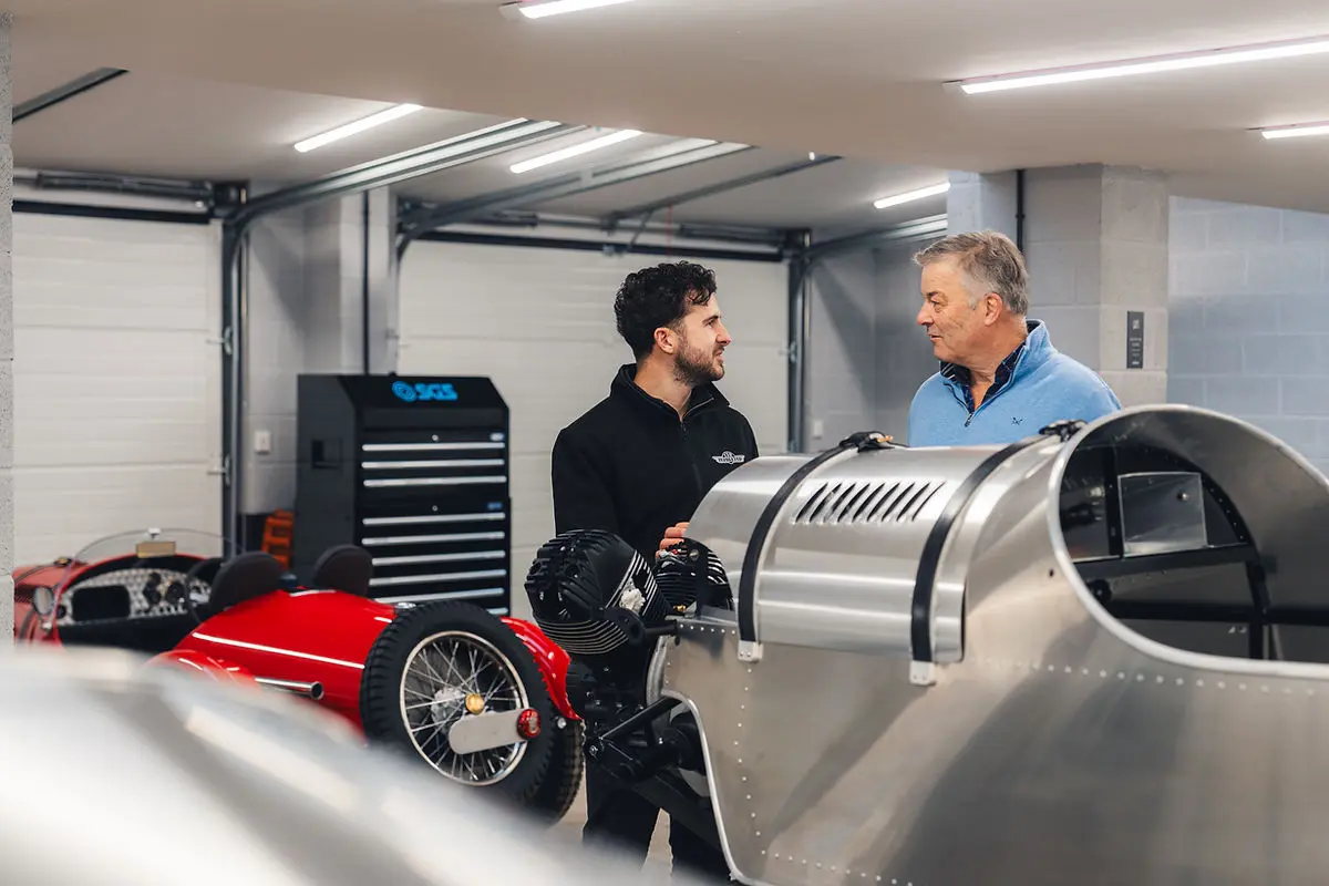 A customer visits his new Pembleton t24 in the new workshop
