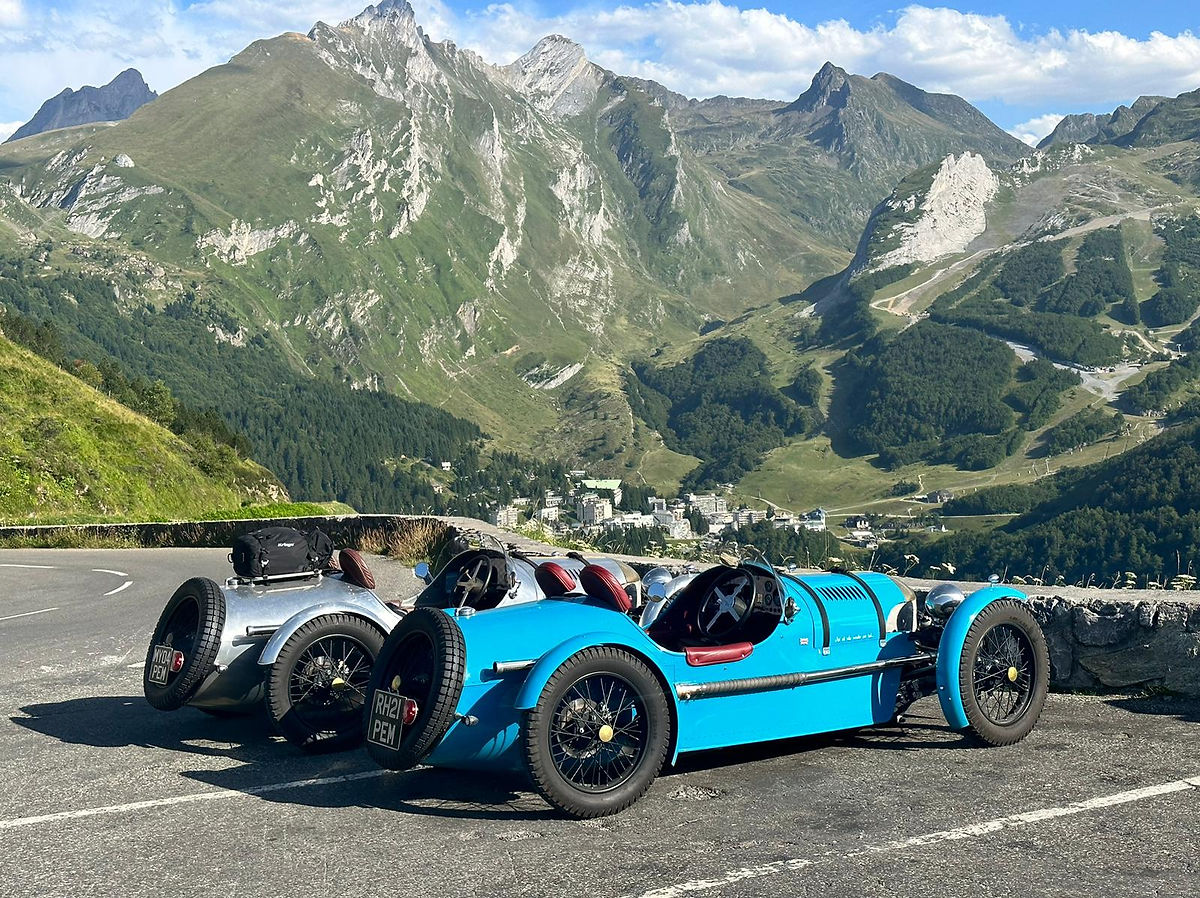 Sport car roadtrip through the alps in a Pembleton T24