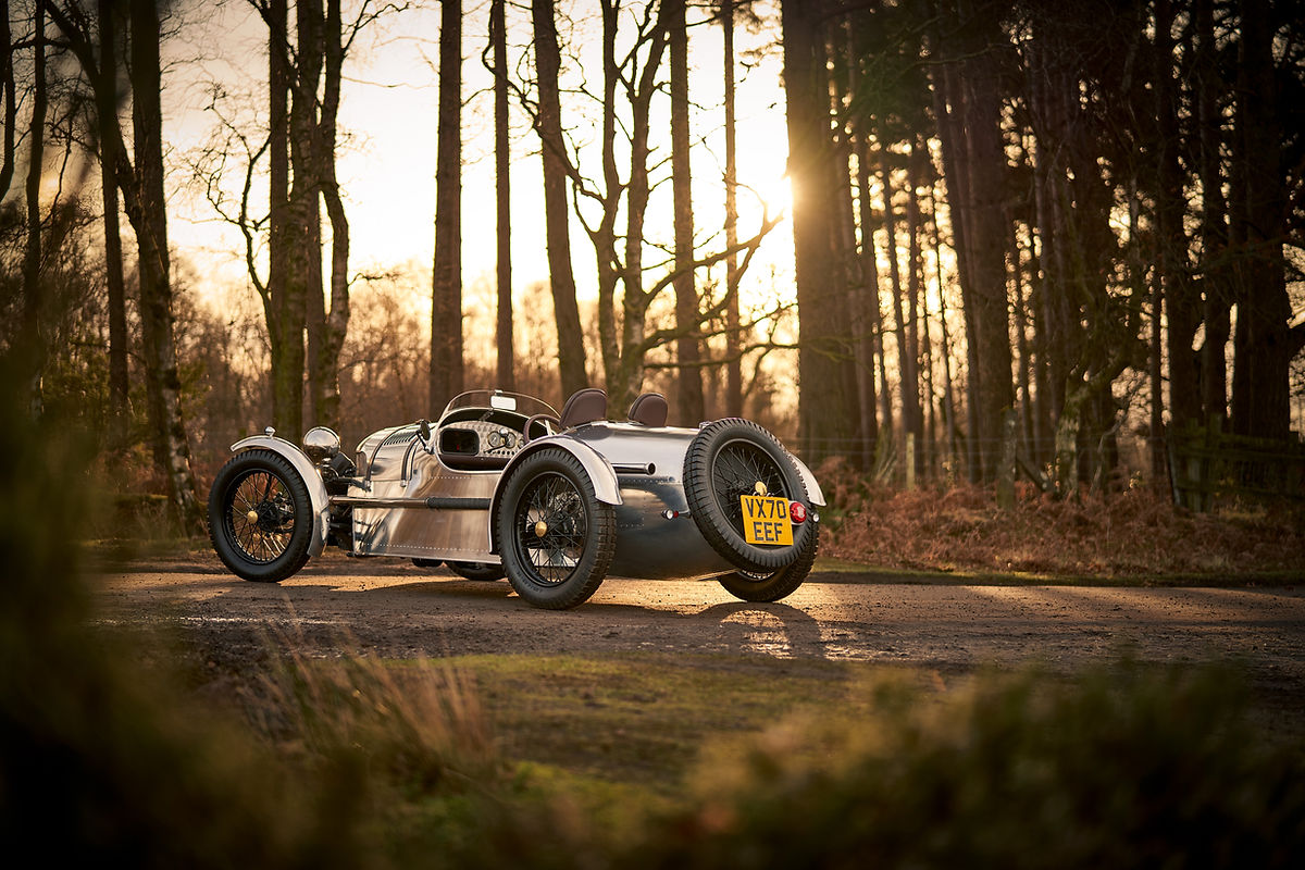 Pembleton T24 sports car rear 3/4 image